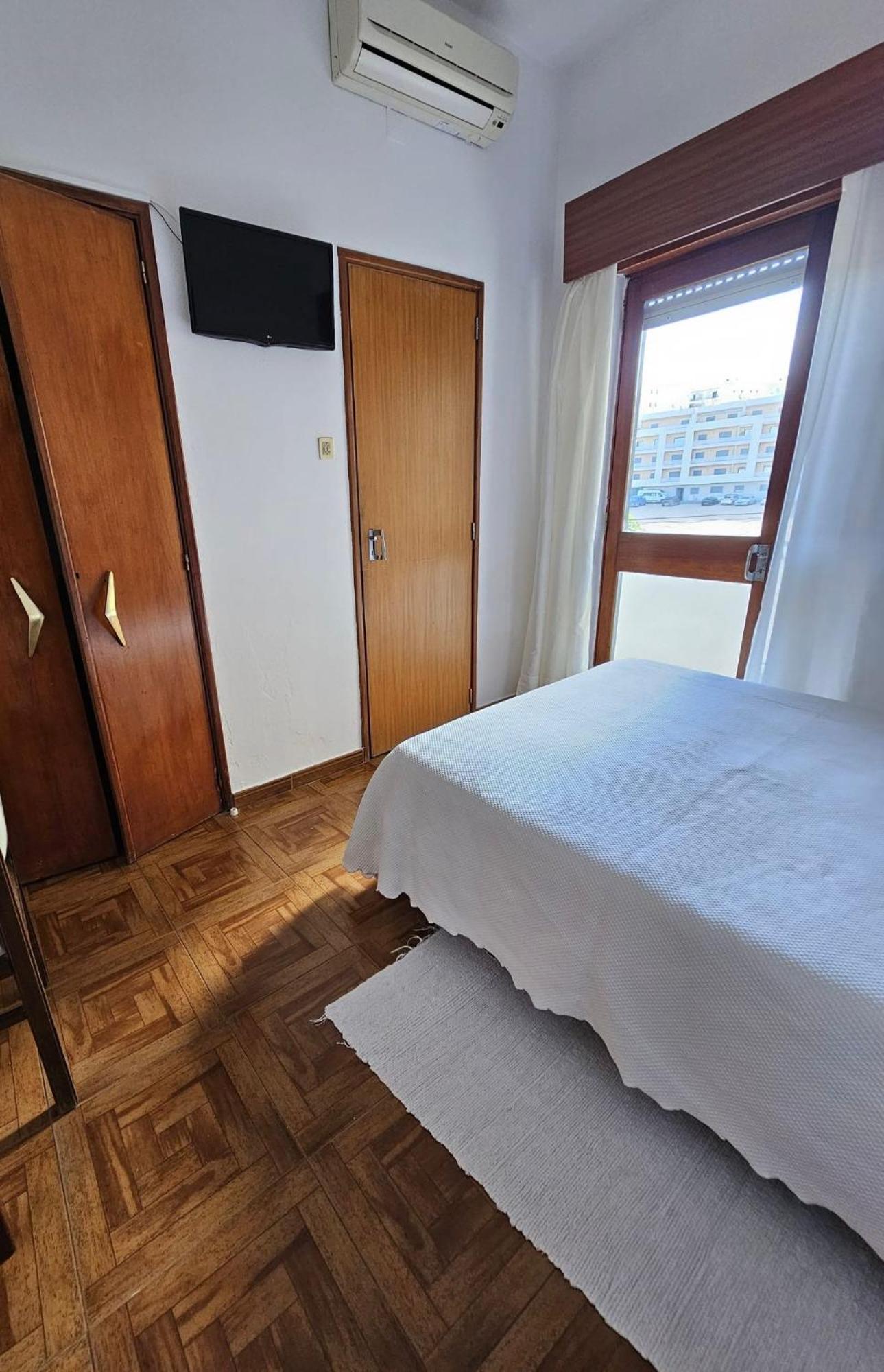 Romeu Bed & Breakfast Quarteira Eksteriør bilde