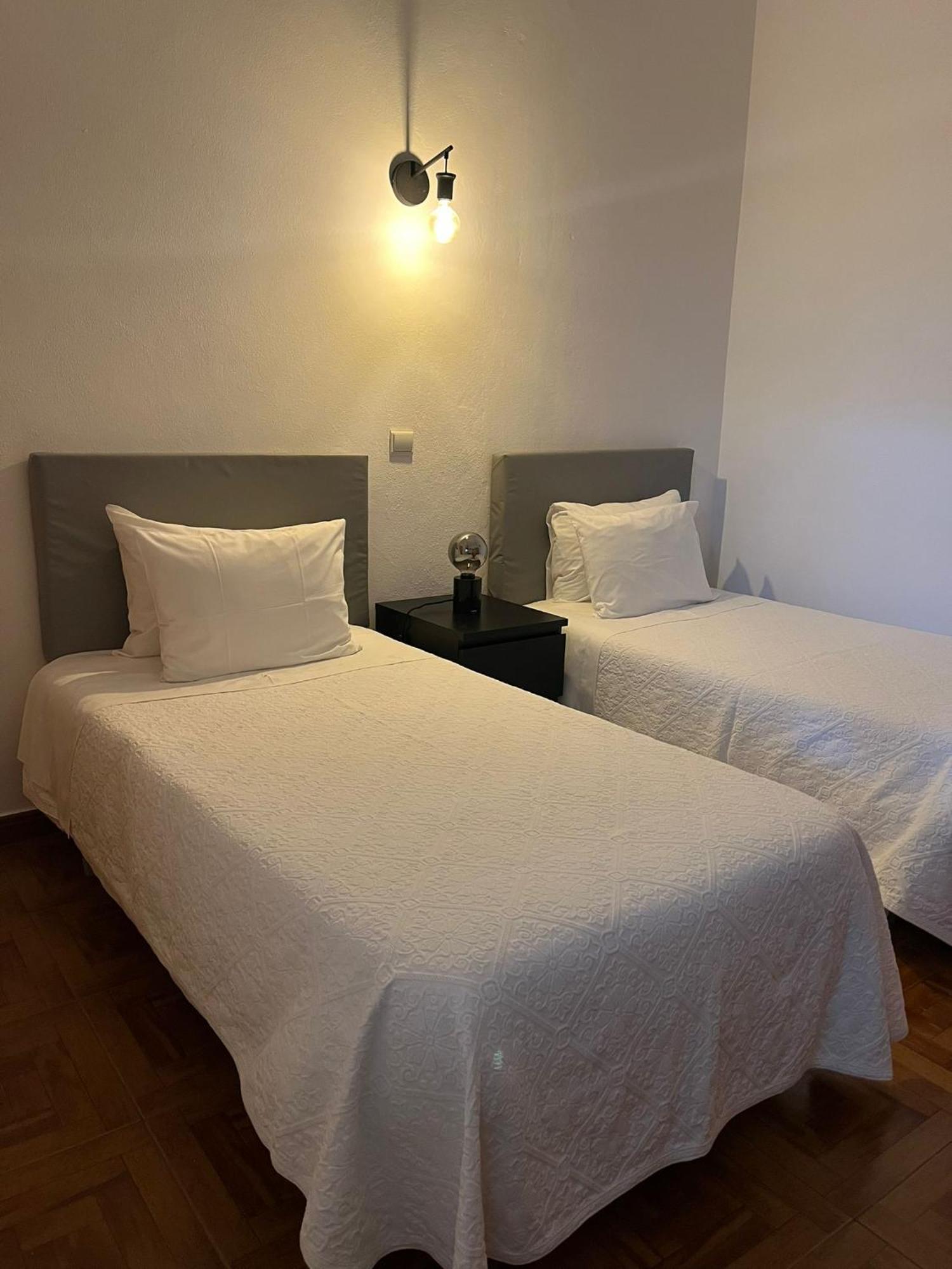 Romeu Bed & Breakfast Quarteira Eksteriør bilde